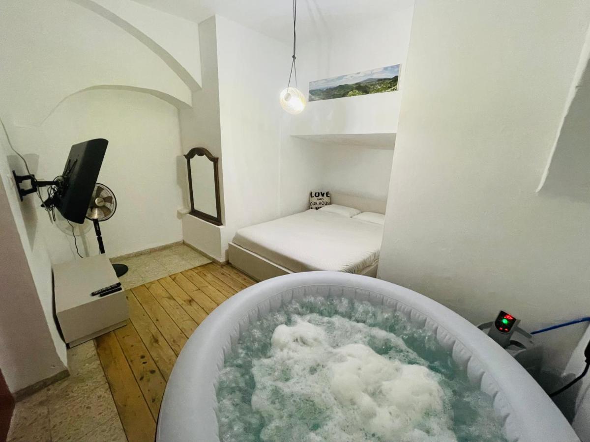 Zimmer In Old City Rosh Pinna Esterno foto